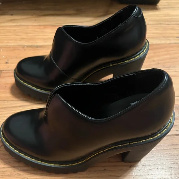 Dr Martens Cordelia Boots US Women’s Size 5 or Size 3.5Y - Picture 3 of 9